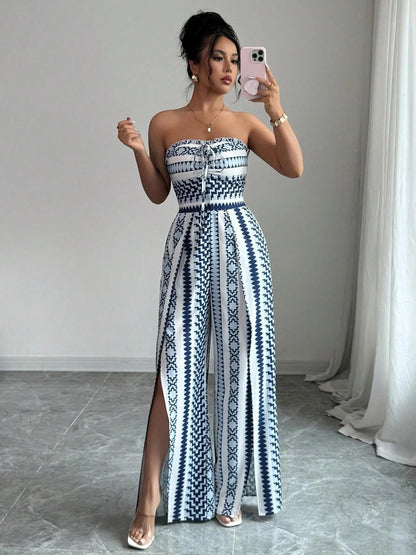 👗💙 Ολόσωμη φόρμα με γεωμετρικά μοτίβα, με λαιμόκοψη με τιράντες και πλαϊνό σκίσιμο. 🔥✨
