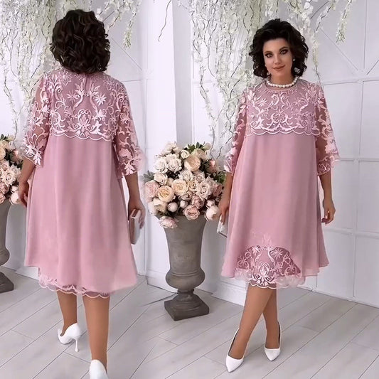 😍Κομψό φόρεμα με στρωματοποιημένη δαντέλα 👗