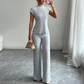 👗  Κομψό σετ 2 τεμαχίων με μπλούζα με ψηλό γιακά και παντελόνι με φαρδιά πόδια – Ραβδωτή υφή, ρέουσα γραμμή και ευέλικτο στυλ ✨
