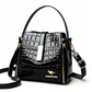 Γυναικεία τσάντα με γυαλιστερό μοτίβο κροκοδείλου