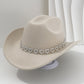 Női cowboykalap strasszos szívvel, elegáns fedora francia jazz stílusban