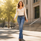 Nya ankomster📦  Klassiska högmidjade jeans med designertouch – stretchig kvalitet för rörelsefrihet